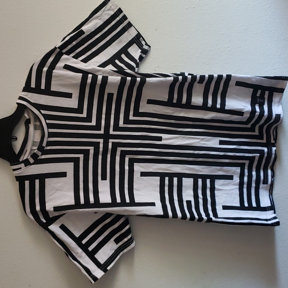 A.Complice Men's Size L T-shirt